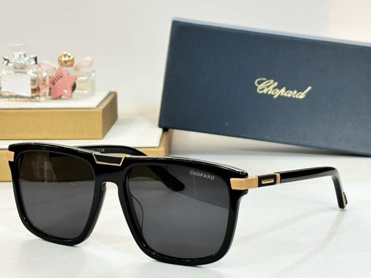 Picture of Chopard Sunglasses _SKUfw66220404fw